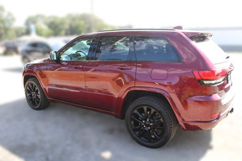 Used 2020 Jeep Grand Cherokee Altitude image 14