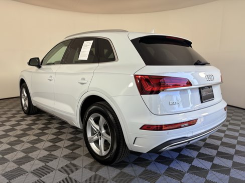 Used 2024 Audi Q5 2.0T Premium w/ Convenience Package image 5