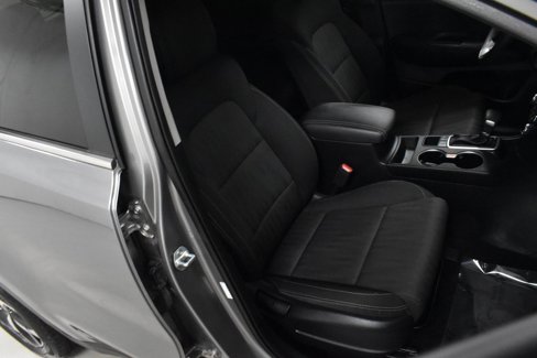 Used 2020 Kia Sportage LX image 15
