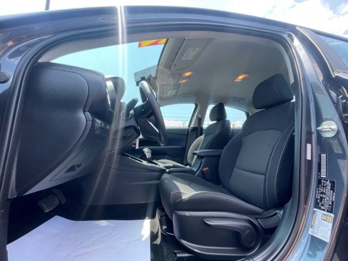 Used 2023 Kia Forte LXS w/ LXS Technology Package image 13