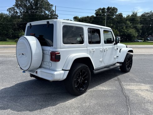 Used 2021 Jeep Wrangler Unlimited Sahara image 5