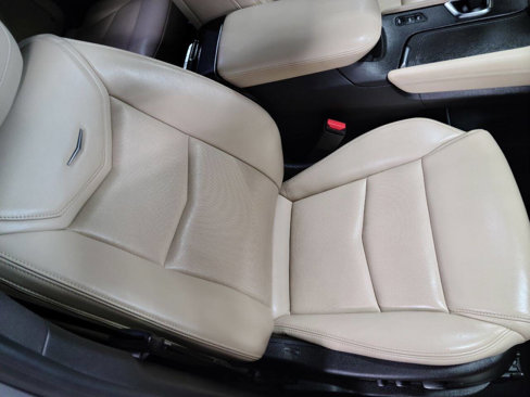 Used 2018 Cadillac XT5 Premium Luxury image 17