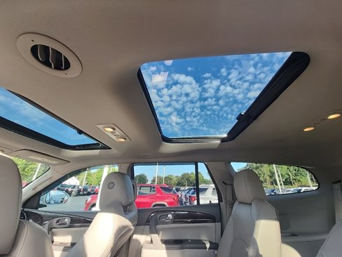Used 2016 Buick Enclave Leather image 23