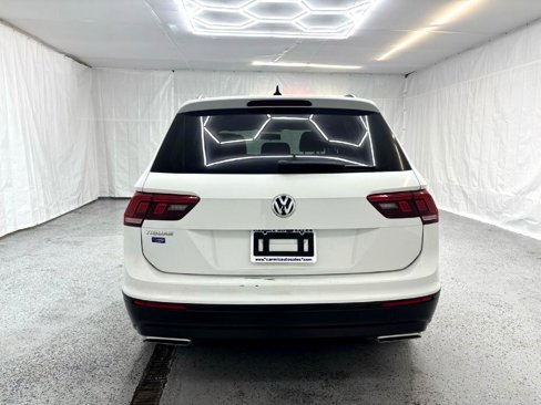 Used 2020 Volkswagen Tiguan S image 4