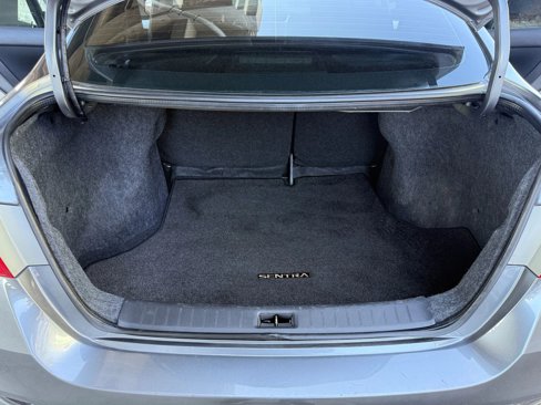 Used 2018 Nissan Sentra S image 14