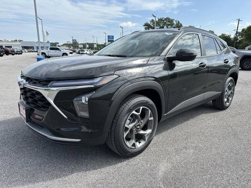 New 2025 Chevrolet Trax LT w/ Driver Confidence Package image 1