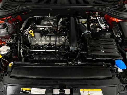Used 2021 Volkswagen Jetta SE w/ SE Cold Weather Package image 11