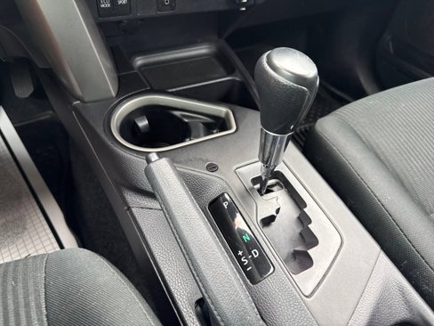 Used 2018 Toyota RAV4 LE w/ All Weather Liner Package image 19