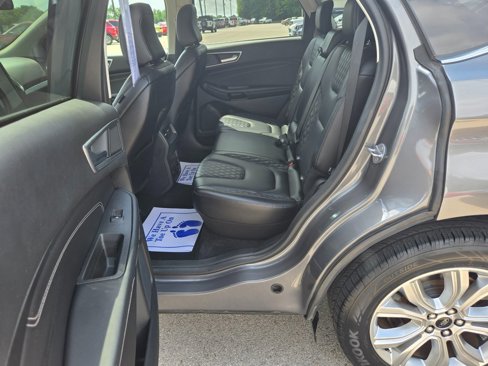 Used 2024 Ford Edge Titanium image 8