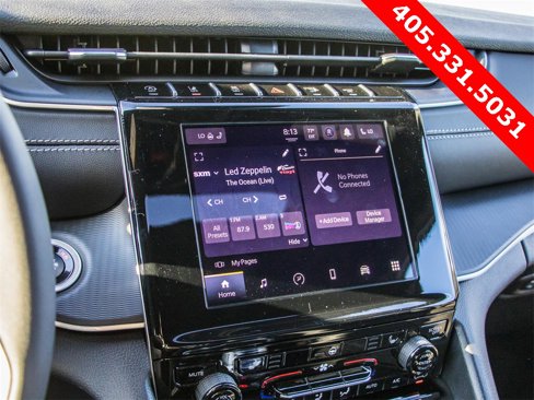 New 2025 Jeep Grand Cherokee L Altitude image 32