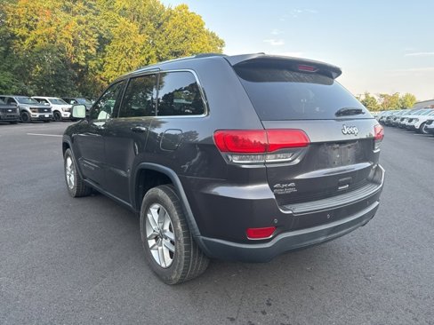 Used 2017 Jeep Grand Cherokee Laredo w/ Quick Order Package 23E image 3