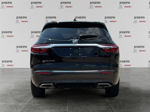 Used 2020 Buick Enclave Essence w/ Sound and Sites Package image 7
