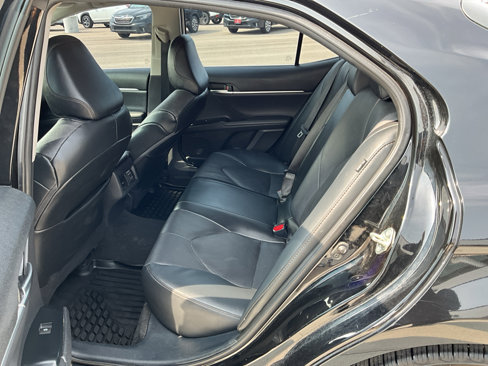 Used 2020 Toyota Camry XLE w/ Driver Assist Package image 10