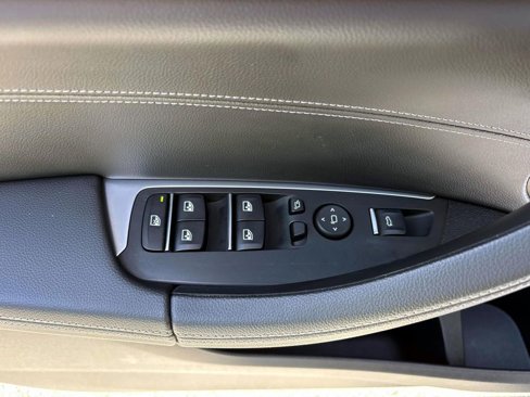 Used 2018 BMW X3 M40i image 14