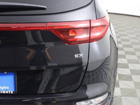 Used 2022 Kia Sportage EX image 16