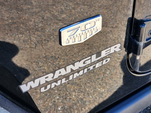 Used 2011 Jeep Wrangler Unlimited 70th Anniversary w/ Connectivity Group image 8