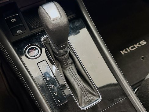 Used 2023 Nissan Kicks SR w/ SR Premium Package image 24