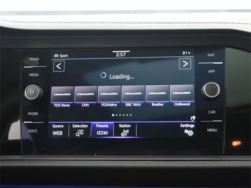 Certified 2022 Volkswagen Jetta SEL image 7