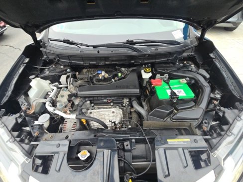 Used 2018 Nissan Rogue S image 29
