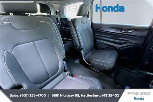 Used 2023 Jeep Grand Cherokee L Laredo image 20