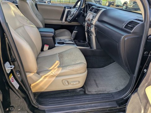 Used 2011 Toyota 4Runner SR5 image 33
