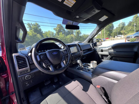 Used 2017 Ford F150 XLT w/ Equipment Group 302A Luxury image 14