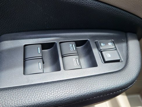 Used 2018 Honda Pilot EX-L image 31