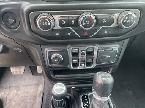 Used 2019 Jeep Wrangler Unlimited Sport S image 31