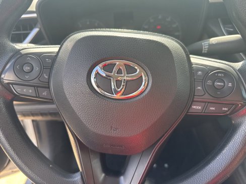 Used 2023 Toyota Corolla LE image 14