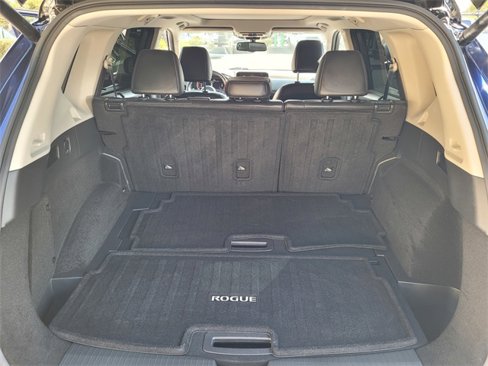 Used 2021 Nissan Rogue Platinum image 27
