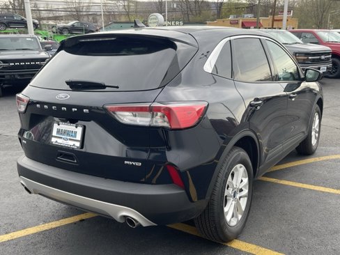 Used 2021 Ford Escape SE w/ Convenience Package image 8