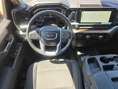 New 2024 GMC Sierra 1500 SLE image 5