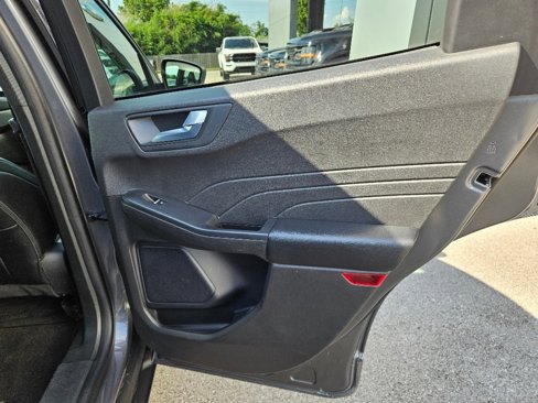Used 2024 Ford Escape ST-Line image 13