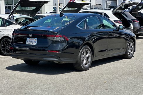 Used 2023 Honda Accord EX image 3