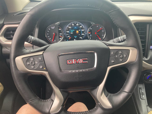 Used 2017 GMC Acadia Denali w/ Technology Package image 12
