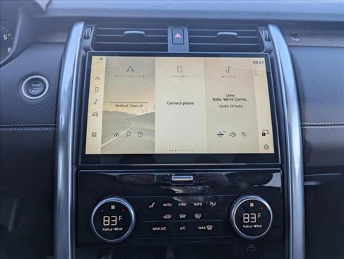 Certified 2024 Land Rover Discovery Dynamic SE image 27