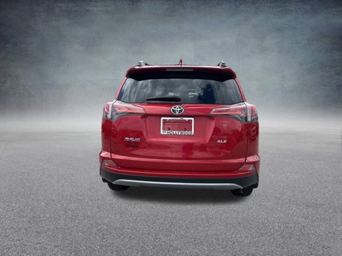 Used 2016 Toyota RAV4 XLE image 5