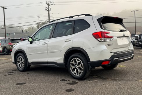Certified 2021 Subaru Forester Premium image 5