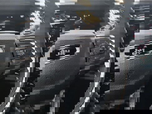 New 2025 Jeep Grand Cherokee L Altitude image 14