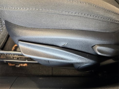 Used 2018 Jeep Compass Sport w/ Cold Weather Group image 23