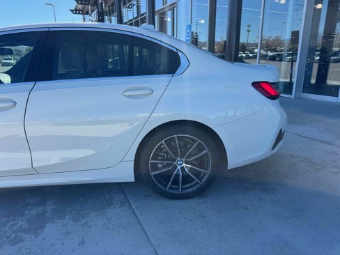 Used 2020 BMW 330i Sedan w/ Convenience Package image 4