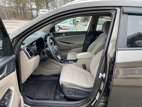 Used 2019 Hyundai Tucson SEL image 16