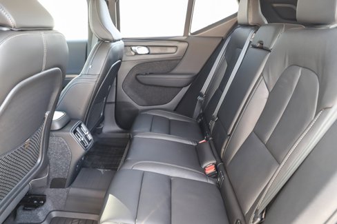 Used 2025 Volvo XC40 B5 Core w/ Protection Package Premier image 20
