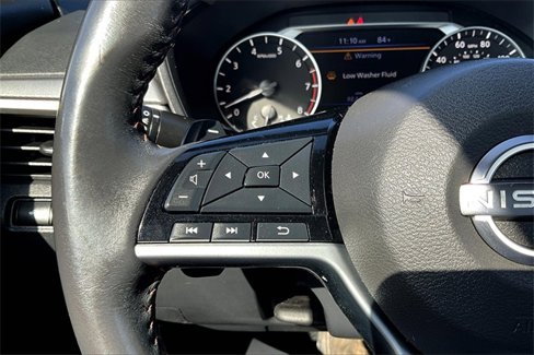 Used 2023 Nissan Altima 2.5 SR image 10