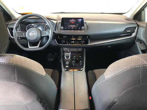 Used 2023 Nissan Rogue SV image 15