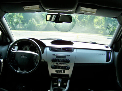 Used 2009 Ford Focus SES image 40