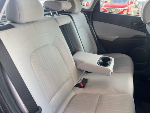 Used 2023 Hyundai Kona SEL image 20