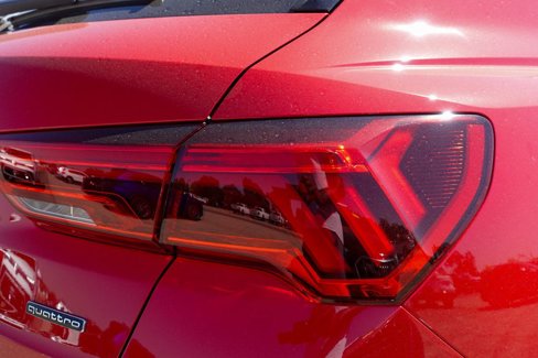 New 2025 Audi Q3 2.0T Premium image 8