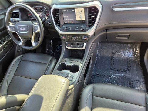 Used 2023 GMC Acadia SLT image 17