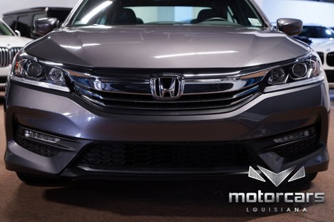 Used 2017 Honda Accord Sport image 10
